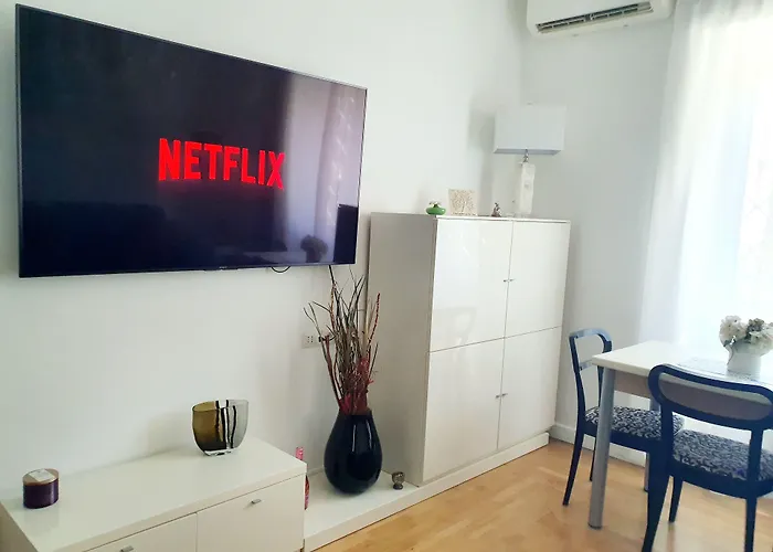 Lemon Sunshine Apartment